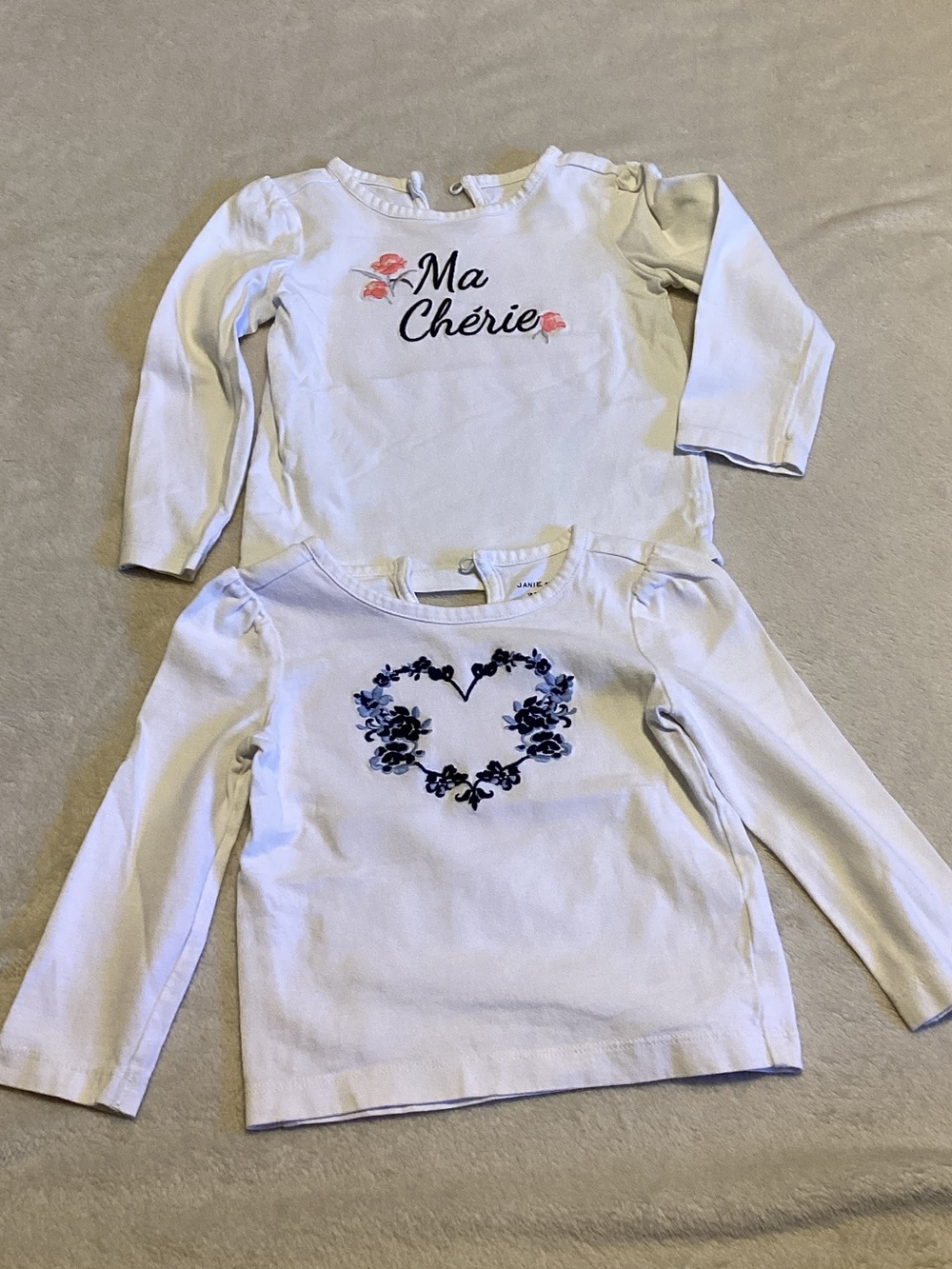 Janie&JackGirls' White Long-Sleeve Tops with Floral Heart and 'Ma Chérie' Detail